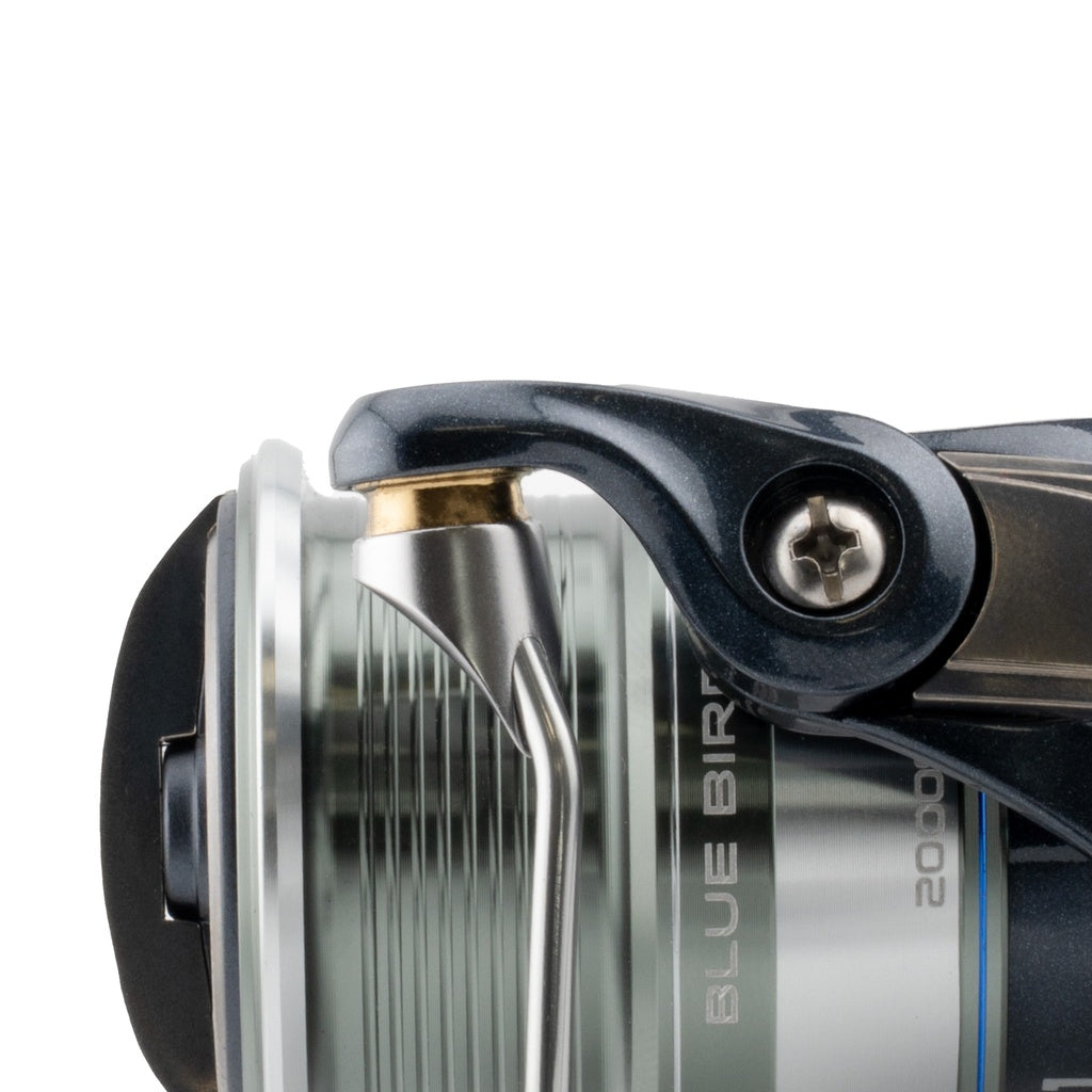 Spinning reel Favorite Blue Bird