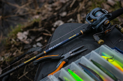 Spinning Rod Favorite Skyline Casting